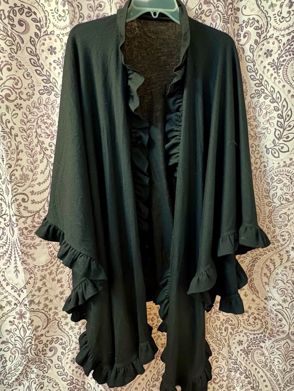 Charcoal/black  Ruffle Trim Knit wool Wrap Shawl